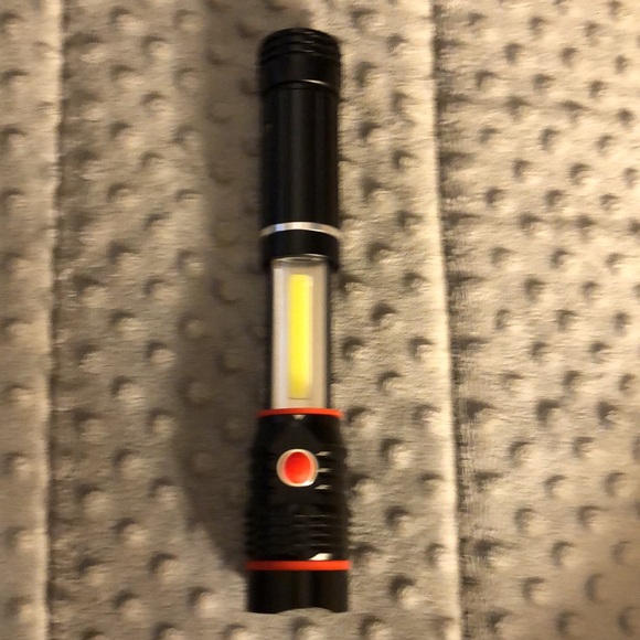 EdisonBright Nebo Slyde 250 Lumen LED Flashlight/Worklight 6156  NWT - Picture 7 of 13